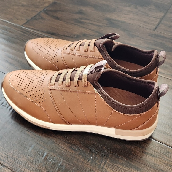 Men's Brown Leather Sneakers - Picture 12 of 12